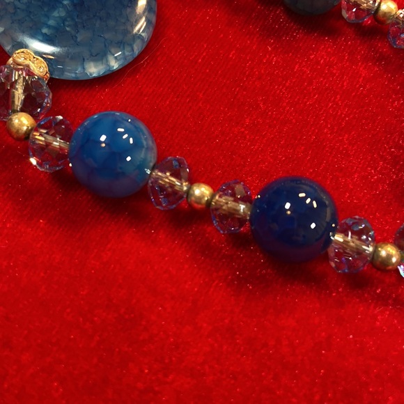 Blue Glass Bead Stretch Bracelet with Silver Beads. - Picture 10 of 10